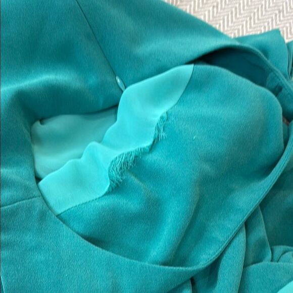 Trina Turk Elegant Teal Sleeveless Dress With Decorative Bow Size 2 - Picture 5 of 5